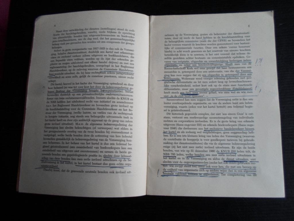 Gent, W.J.M.v. - Monopolie of Verscheidenheid? Positie en taak der katholieke vakgenoten in het geheel van het boekenbedrijf