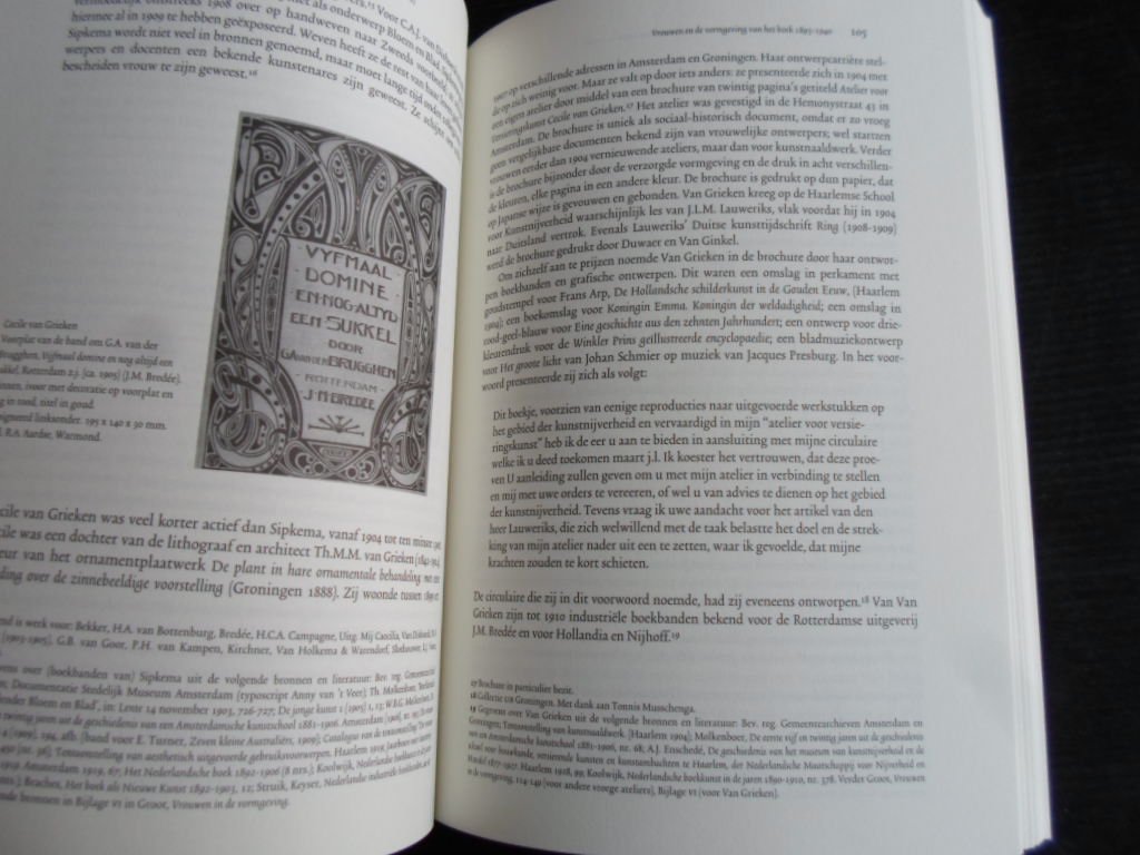  - Jaarboek voor Nederlandse Boekgeschiedenis, nr 12