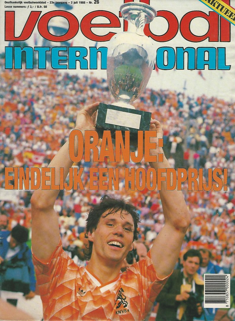 Redactie - 1988 Voetbal International compleet gebonden -Compleet