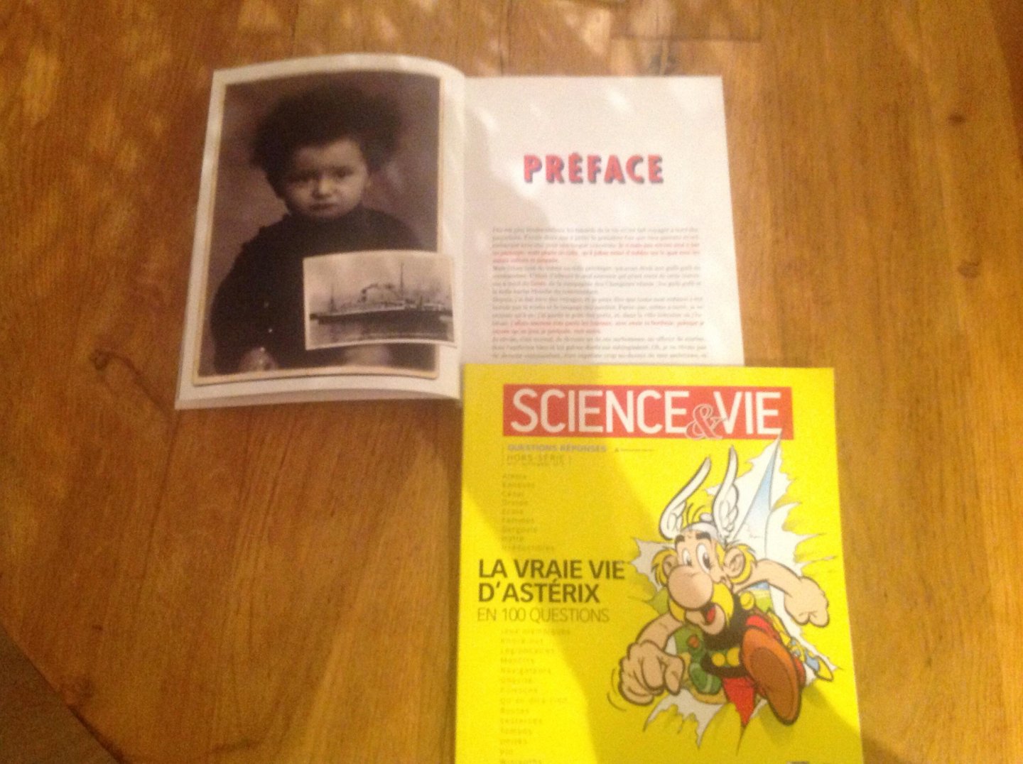 Goscinny - Tous les visiteurs à Terre!  Récit  Illustré met extra.