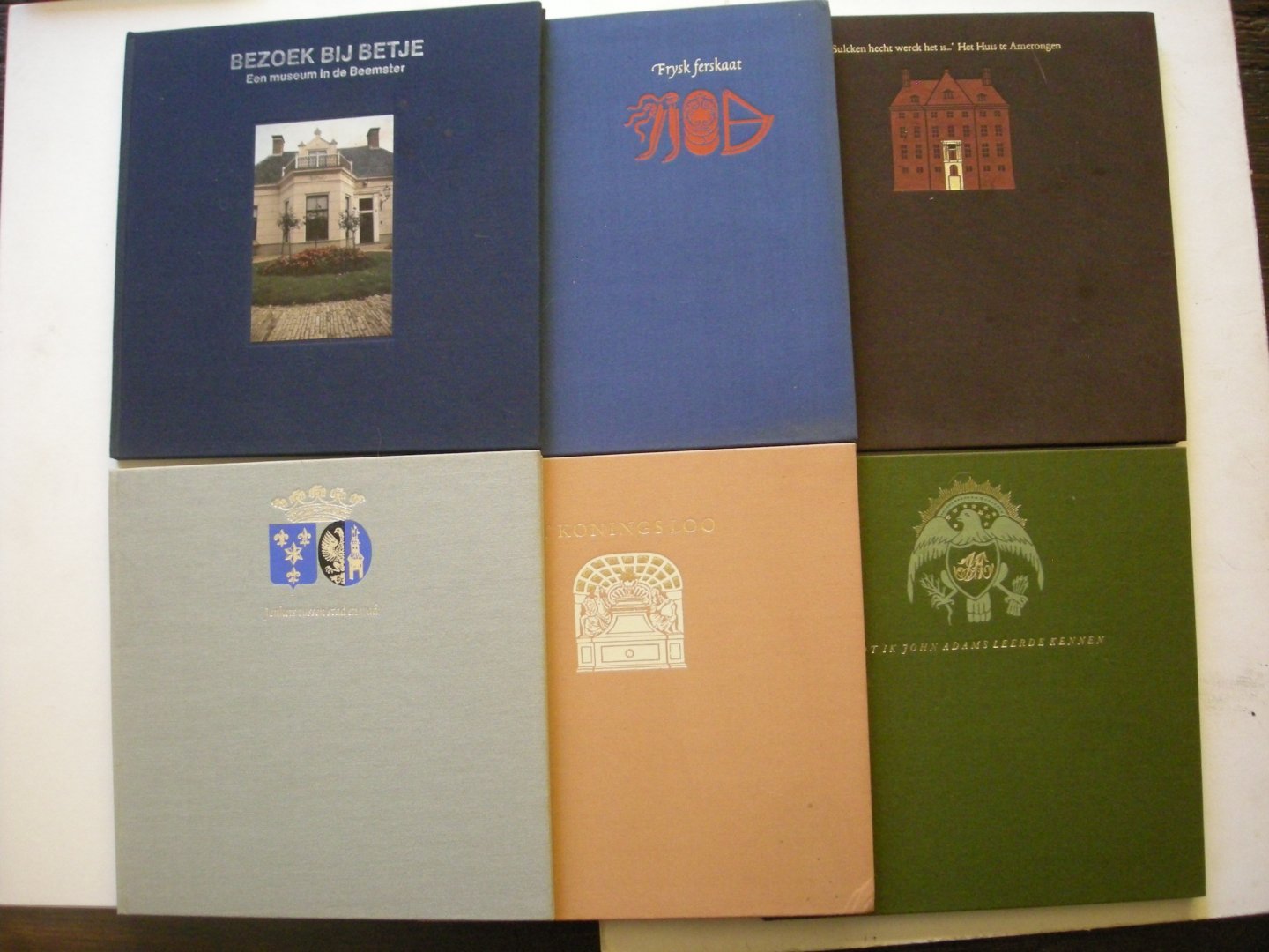 Valk-Bouman,J.M.van der / Meeter,O.fotografie - t Konings Loo, Van Prinselijk Ontwerp tot Koninklijk Paleis