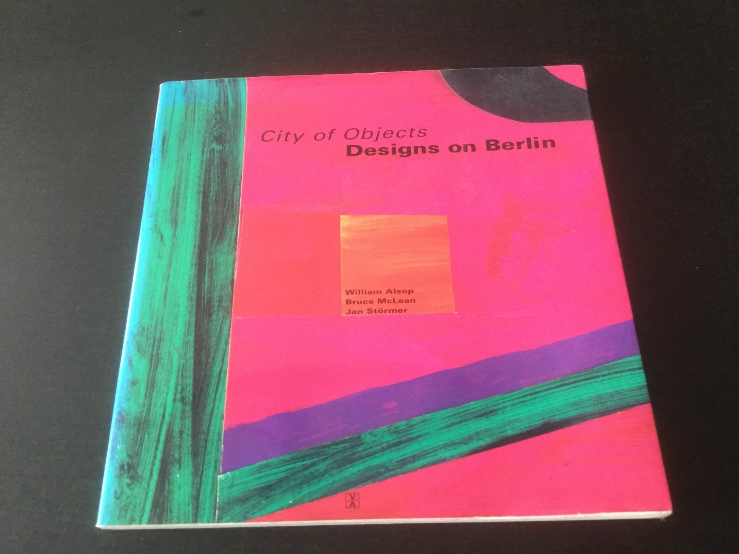 W. Alsop, B. McLean, J. Stormer - City of Objects, Design on Berlin