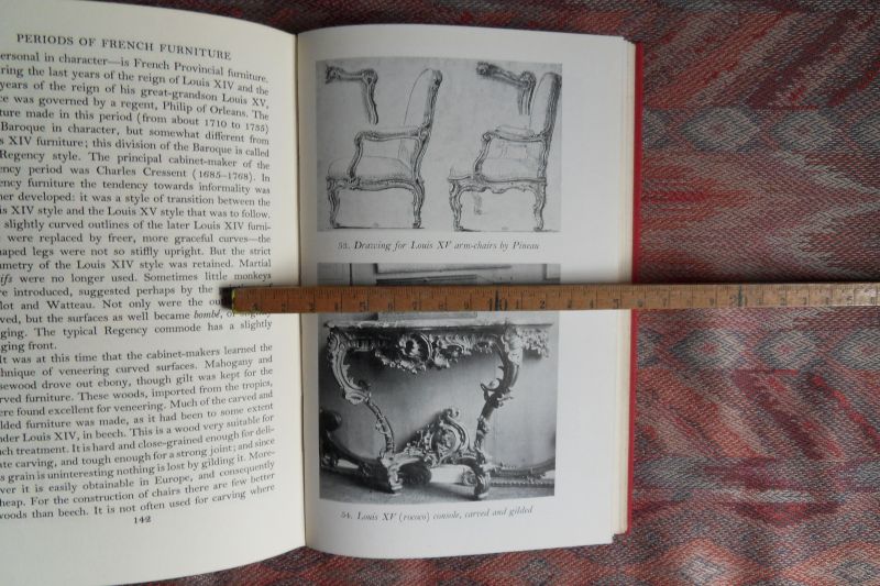 Reeves, David. - Furniture. - An explanatory History.