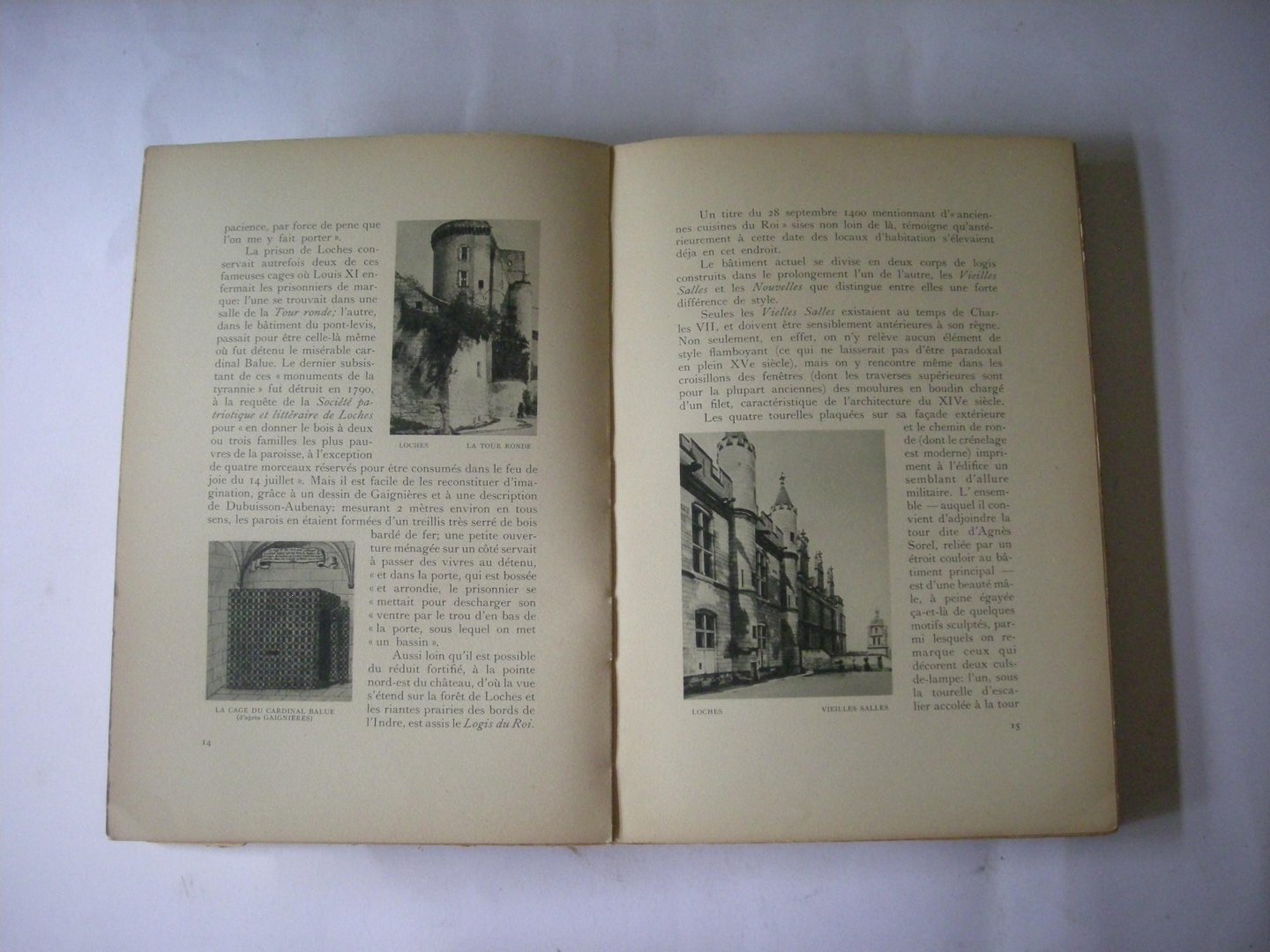 Gebelin, Francois / Hubert-Robert, Marius, Aquarelles - Les Chateaux de la Loire. Nouvelle Edition