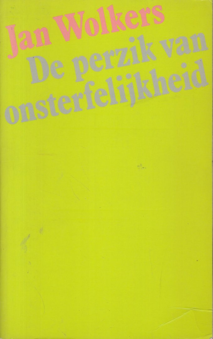Wolkers (Oegstgeest, October 26, 1925 - Texel, October 19, 2007), Jan Hendrik - De perzik van onsterfelijkheid - Gesigneerd "Voor Marlene in vriendschap - Jan Wolkers - 19 mei 1996" - Ben Ruwiel ziet aan hoe Amsterdam de bevrijding herdenkt. Hijzelf is arbeidsongeschikt, zijn vrouw Corrie was vroeger een verzetsheldin