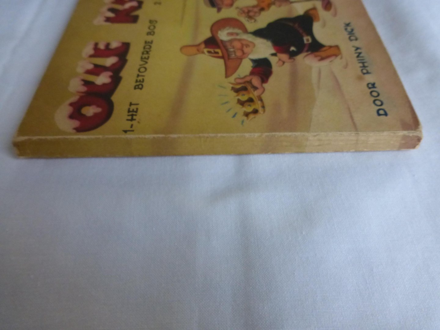 Phiny Dick - Olle Kapoen: 1- Het betoverde bos. 2- De gestolen kroon.