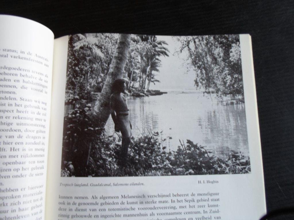  - Artikel De Stille Zuidzee, Melanesiers en Papoea’s