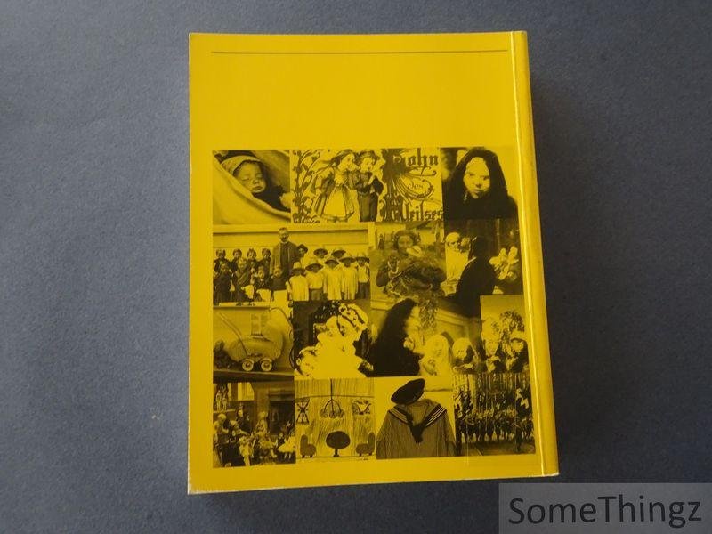 Köstlin, Konrad (ed.). - Kinderkultur. 25. Deutscher Volkskundekongress in Bremen vom 7. bis 12. Oktober 1985.