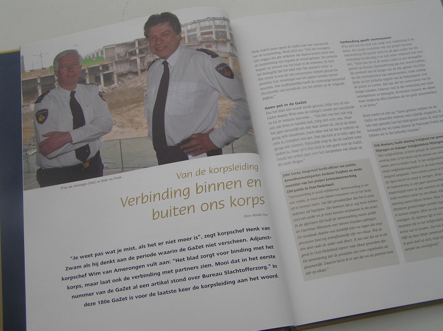 Voet Moniek ( hoofd redactie) - GAZET 1993-2011 Personeelsblad van Politie Gelderland-Zuid