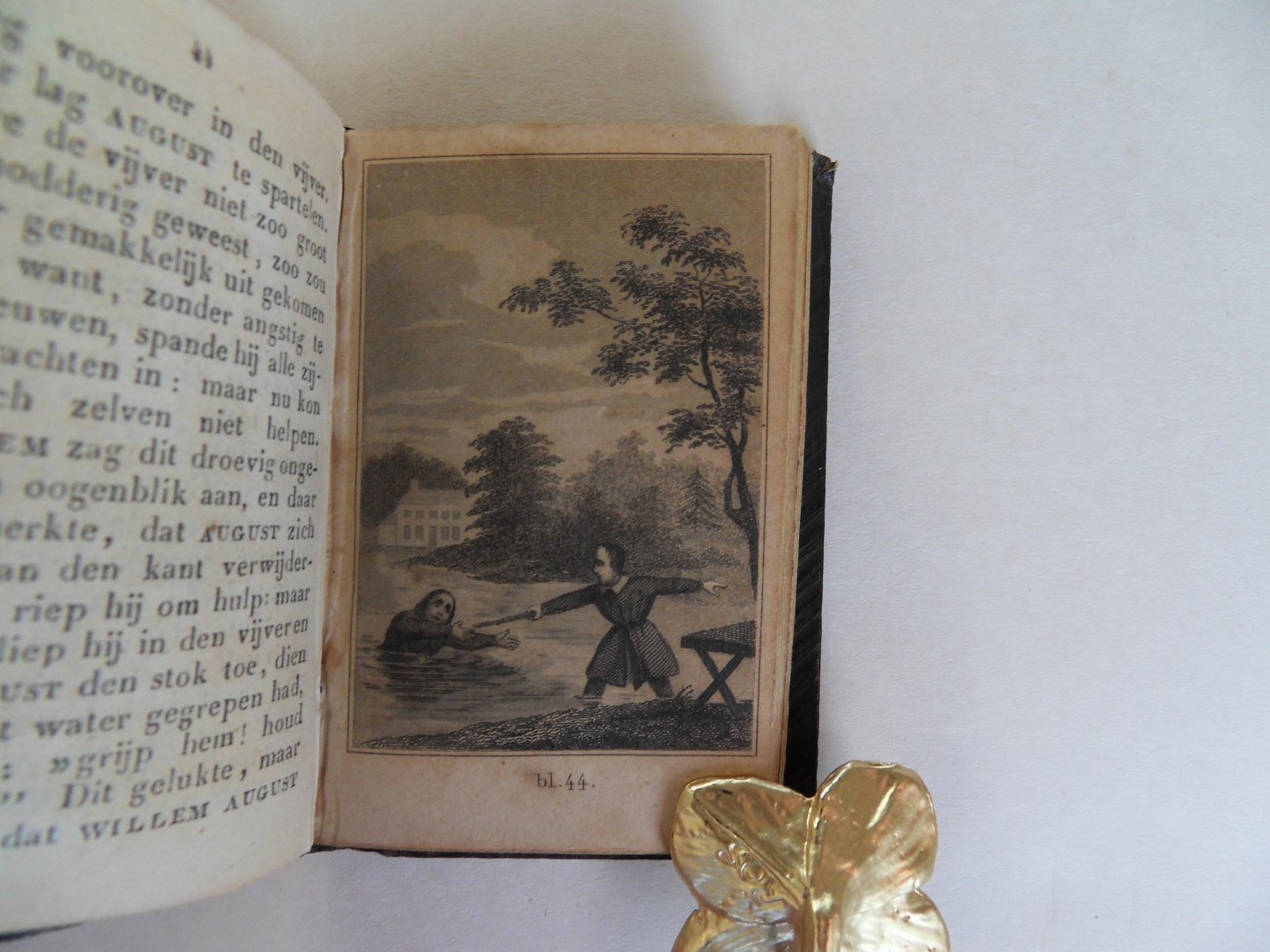 Spall, T. van; Dusseau, P.J.V. - Miniatuur-Almanak voor Kinderen. [ ! De eerste Jaargang = 1843 ].