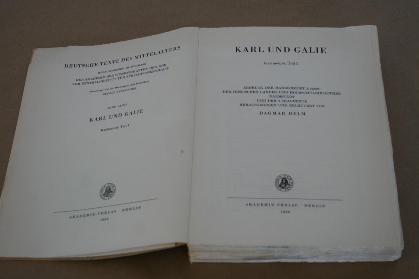  - Karl und Galie -- Karlmeinet   Teil I  (Middeleeuws handschrift)