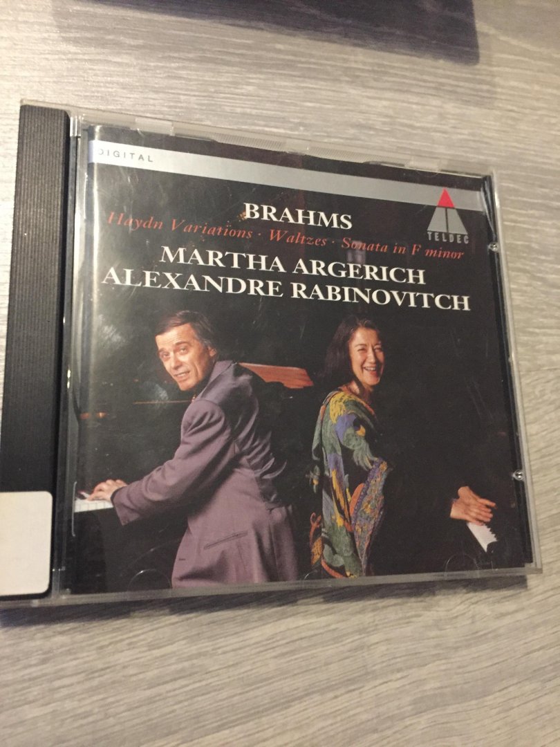 Johannes Brahms - Haydn variations,sonata op 34b waltzes