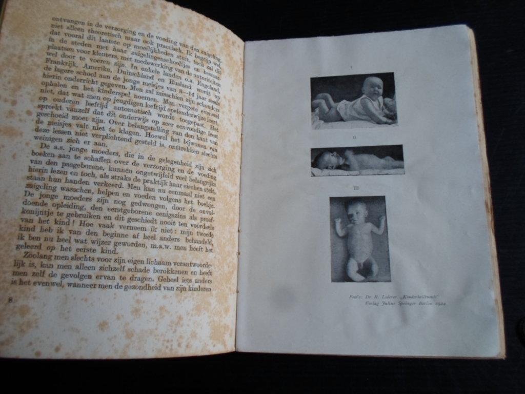 Zande, Dr.F.van der - Gymnastiek voor zuigelingen en kleuters