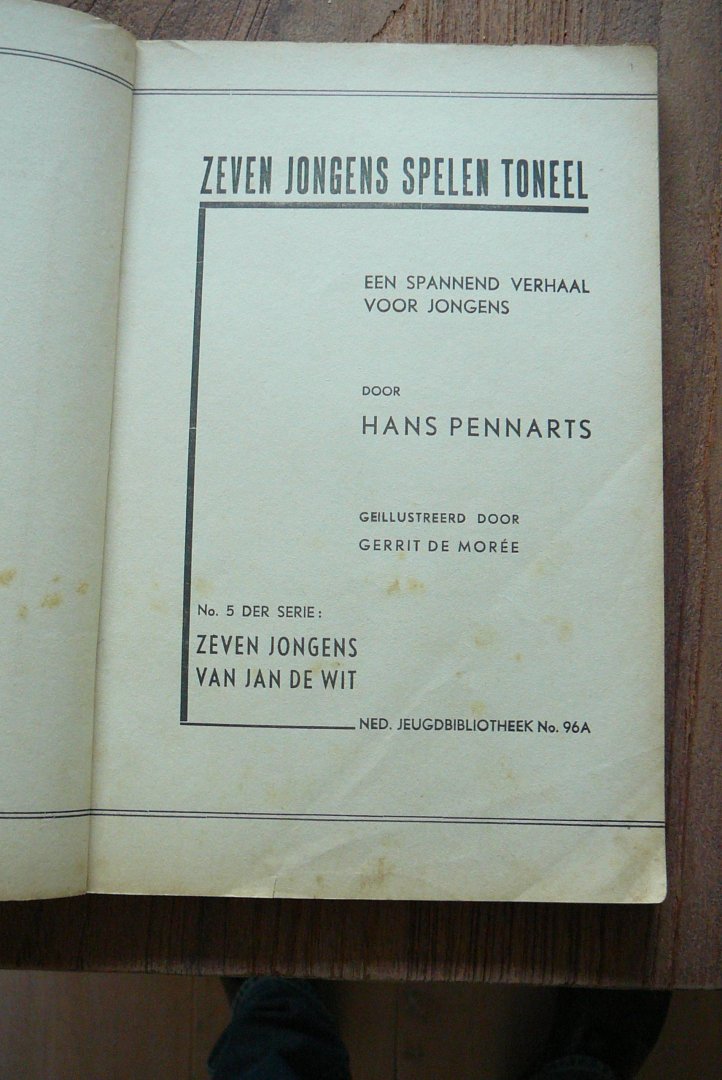 Hans Pennarts - 7 jongen spelen toneel