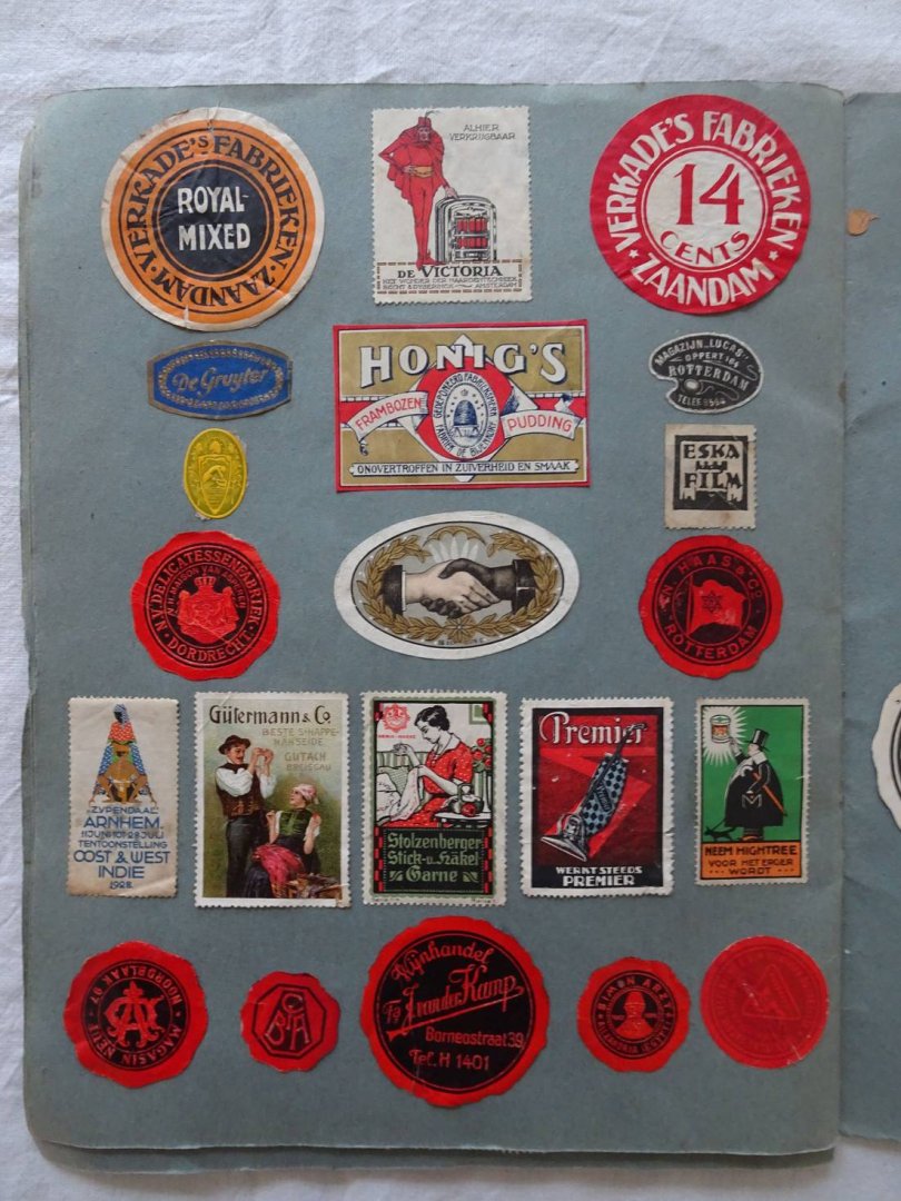 N.n.. - Sluitzegel Album. Ca. 320 sluitzegels.