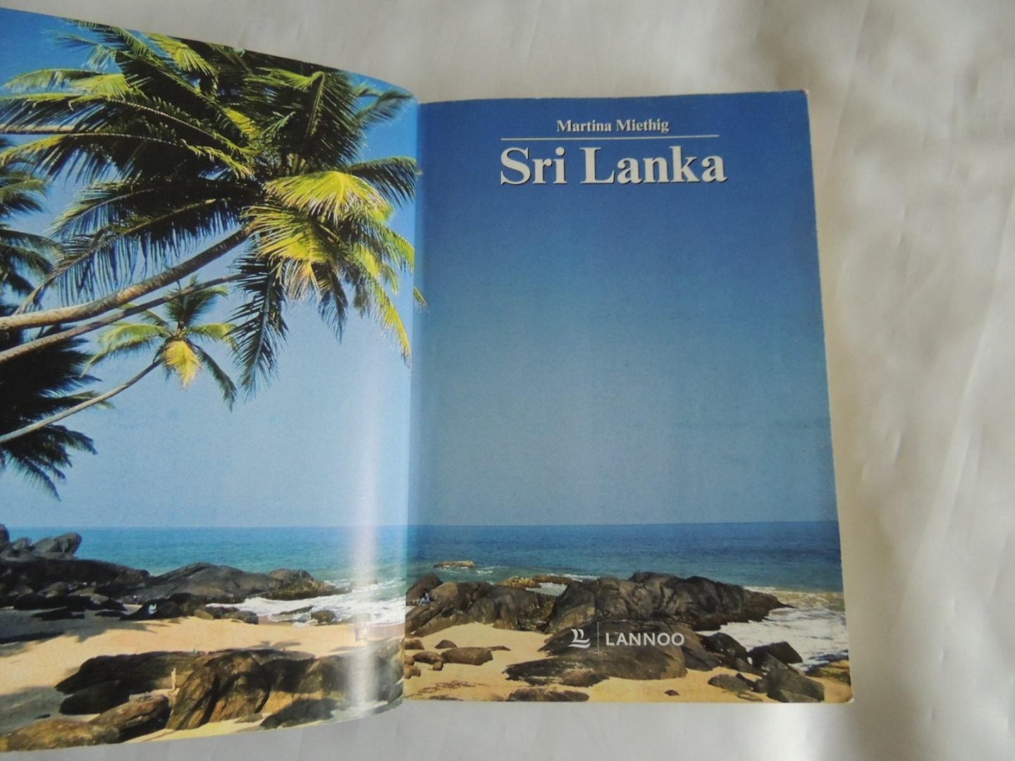 Miethig Martina - Lannoo's blauwe reisgids Sri Lanka
