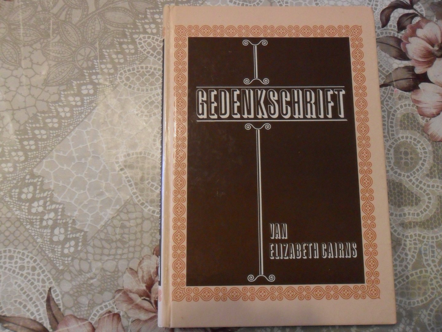Cairns Elizabeth - Gedenkschrift