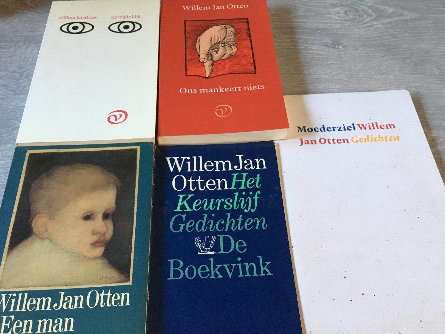 Willem Jan Otten - 5 uitgaven van Willem Jan Otten; Moederziel, Het Keurslijf, Ons mankeert niets, Een man van horen zeggen, De wijde blik, gesigneerd!