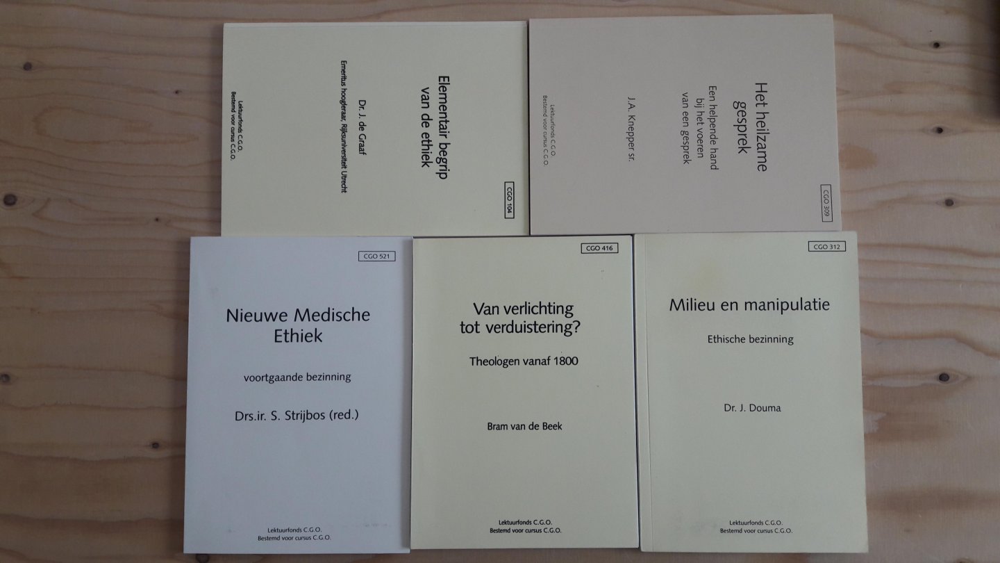 Strijbos/Beek/Douma /Seldenrijk/Runia/Veld/ Gier/Knepper/Graaf - SET 9 dln C.G.O.: Nieuwe medische ethiek (cgo 521) + Van verlichting tot verduistering? (cgo 416) + Milieu en manipulatie (cgo 312) + Orientatie en evaluatie (cgo 505) + Wegen en doolwegen nieuwere theologie (cgo 513) + Gelijk het gras (cgo 302)