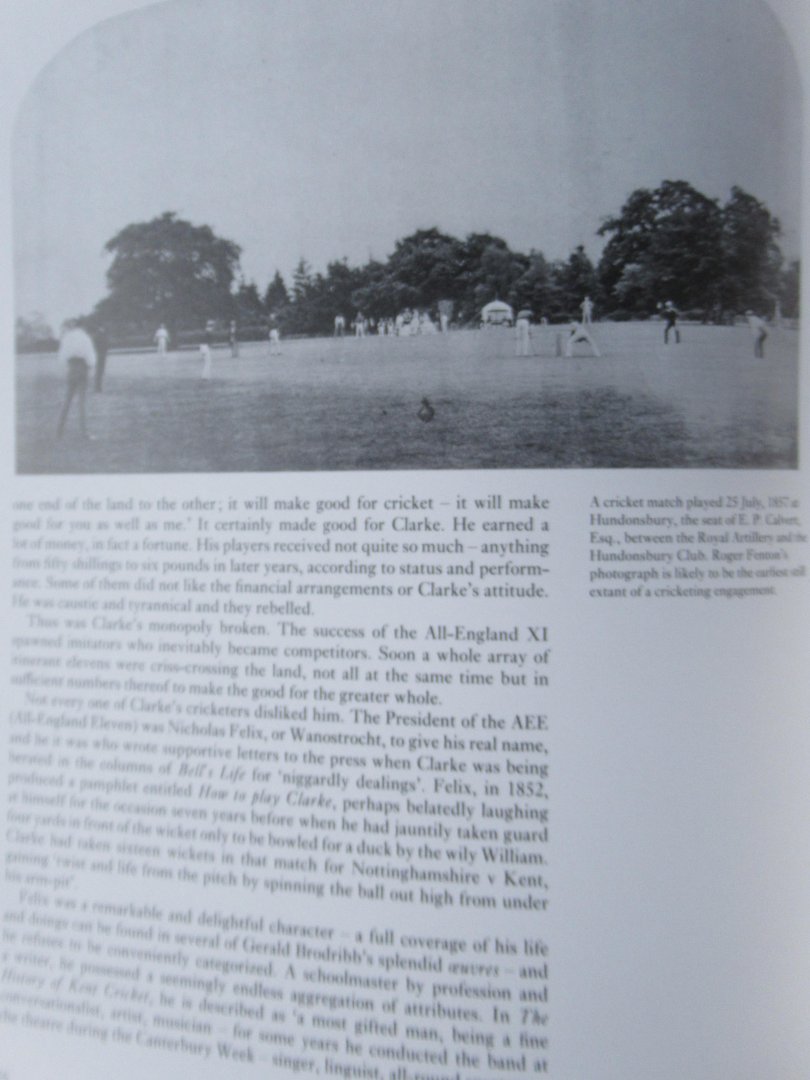 Rayvern Allen David - Cricket An illustrated history