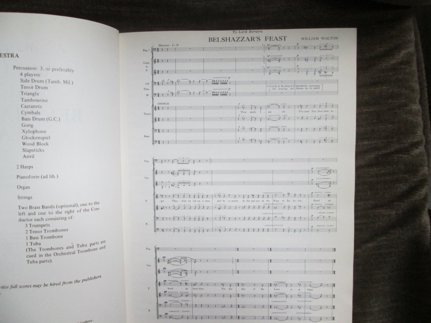 Walton , William ( Engels componist 1902 - 1983 ) / text arranged from Biblical sources by Osbert Sitwell - BELSHAZZAR 'S FEAST - for mixed choir , baritone solo and orchestra ( FULL SCORE )
