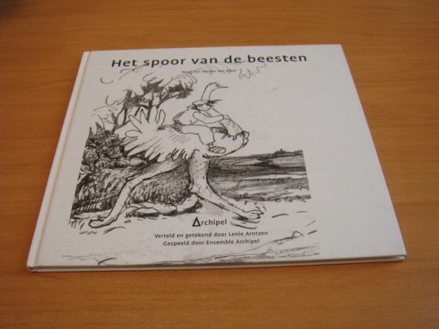 Arntzen, Lenie - Het spoor van de beesten - Met CD