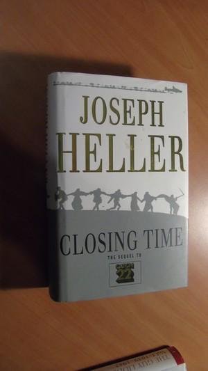 Heller, Joseph - Closing time. The sequel to Catch 22.