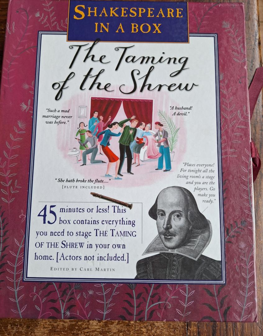 MARTIN, Carl (ed.) - Shakespeare in a box. The taming of the shrew. This box contains everything you need to stage The Taming of the Shrew in your own home