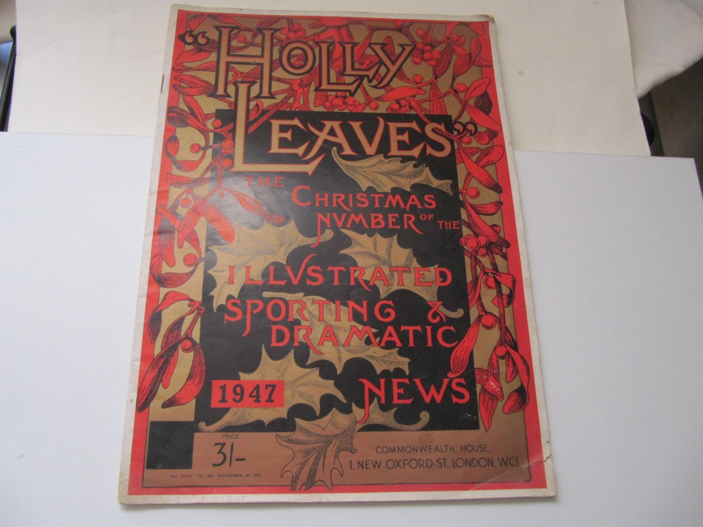 diverse auteurs - Holly Leaves - The Christmas Number of the Illustrated Sporting & Dramatic News 1947