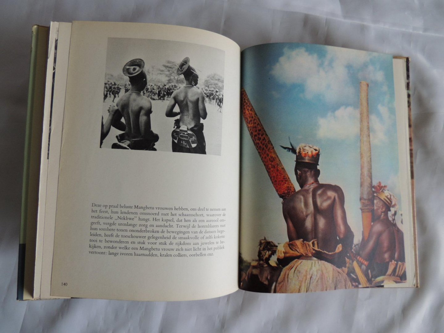 Huet, Michel,(foto's) & Robert Delmarcelle(tekst), - KONGO