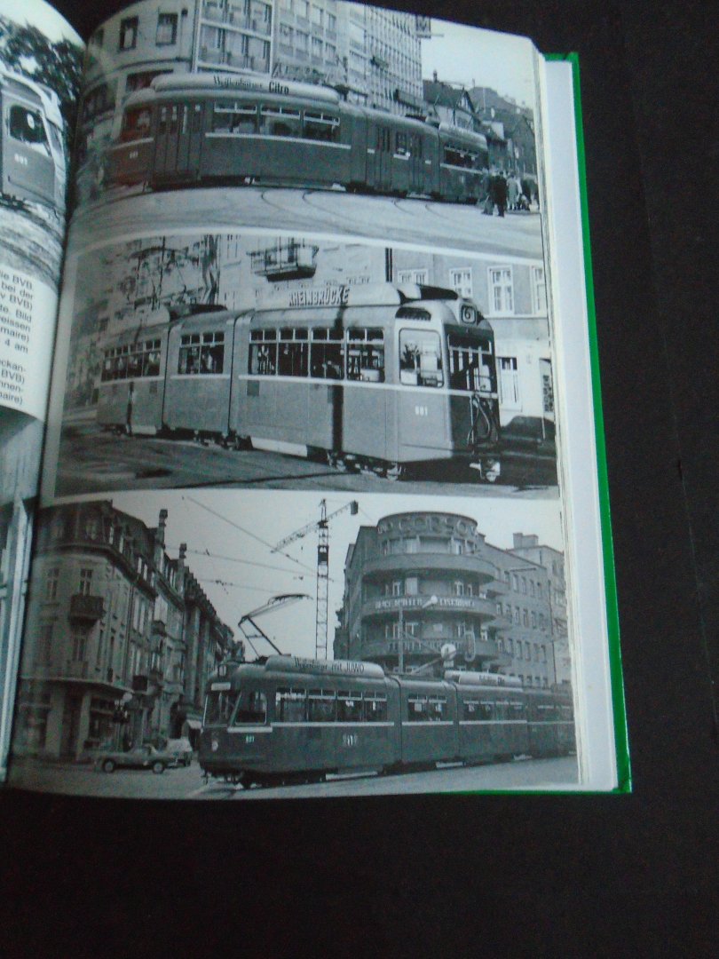 Jeanmaire, Claude - Basler Verkehrs-Betriebe. Ein Fotobuch zur Modernisierung der Basler Strassenbahn 1945 bis 1982