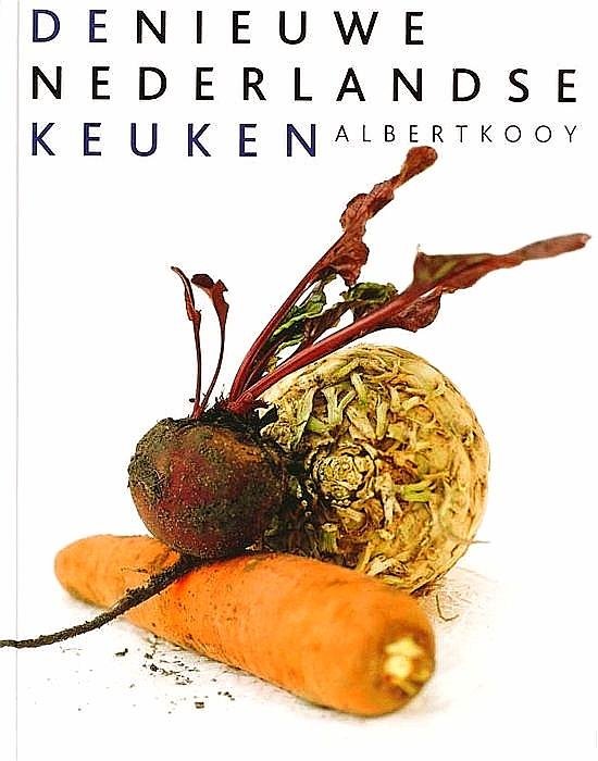 Kooy , Albert . [ isbn 9789080865556 ]  2519 - De Nieuwe Nederlandse Keuken . ( In De Nieuwe Nederlandse Keuken geeft Albert Kooy zijn visie op koken in Nederland. Het is een basiskookboek dat richtlijnen geeft aan de hedendaagse Nederlandse amateur- en professionele kok.  Door de ontwikkeling -