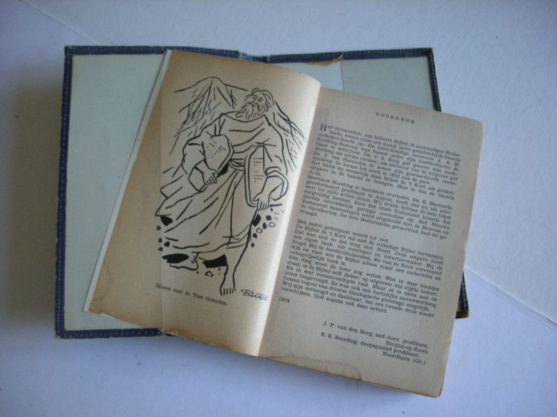 Berg, J.F.,van den & Smeding, S.S., voorrede - De Bijbel in 't kort - Oude Testament