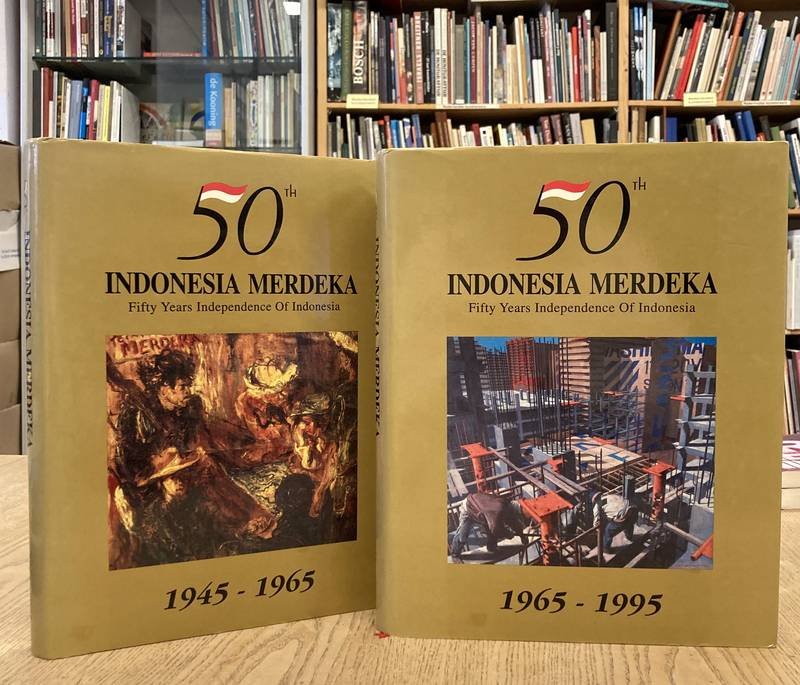 P. T. CITRA MEDIA PERSADA (HRSG.)  &  ABDUL GAFUR [PREFACE] - 50th Indonesia Merdeka. Fifty Years Independence of Indonesia. Volume 1: 1945-1965 + Volume 2: 1965-1995.