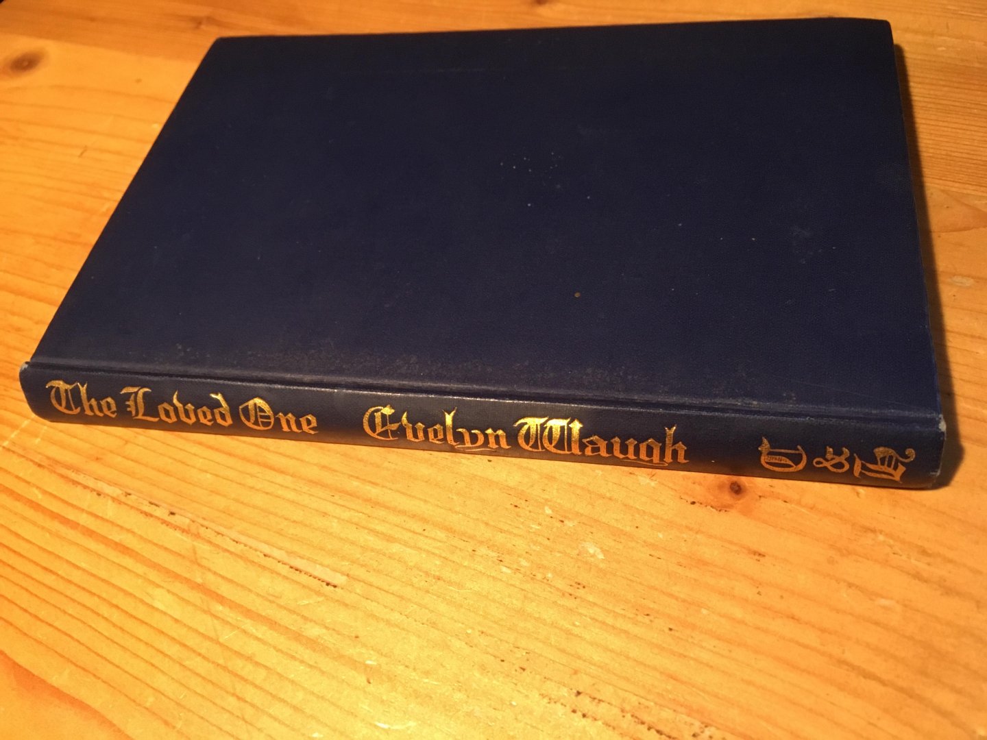 Waugh, Evelyn - The Loved One - first ed