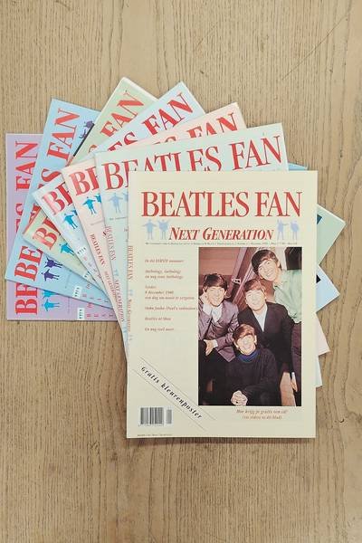 STICHTING BEATLES FAN. & MOLTMAKER, AZING. - Beatles Fan Next Generation, [Jaargang 1, nr. 1, 2, 3, 4, 6, 7 en 8.] [Inclusief Posters]