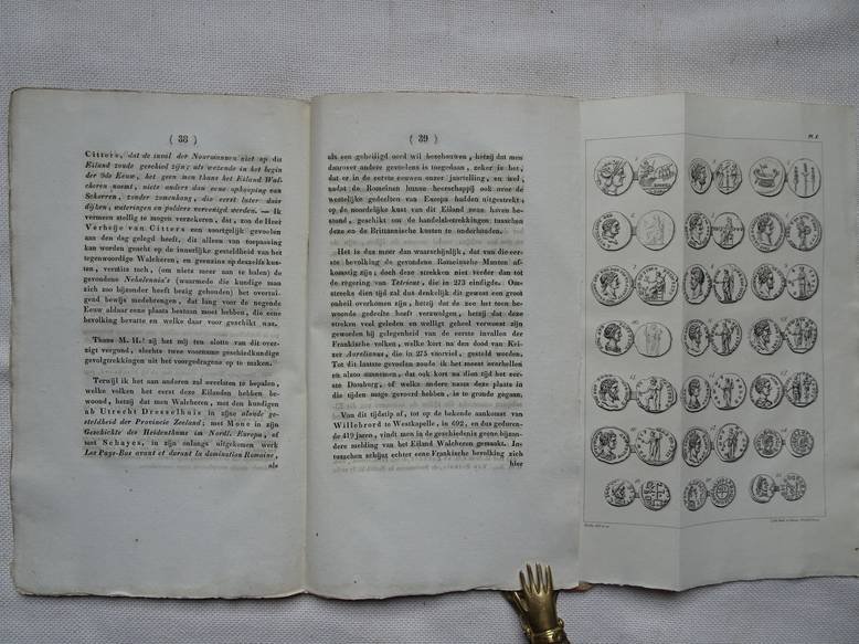 Rethaan Macaré, C.A.. - Verhandeling over de bij Domburg gevondene Romeinsche, Frankische, Brittannische, Noordsche en andere munten, voorgedragen in het perpetueel commité van het Zeeuwsch Genootschap der Wetenschappen, den 9 October 1837.