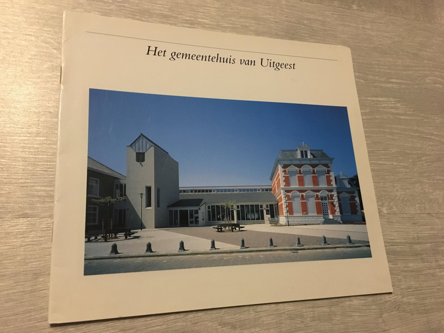Deckwitz, Krouwels, Weertman - Het gemeentehuis van uitgeest