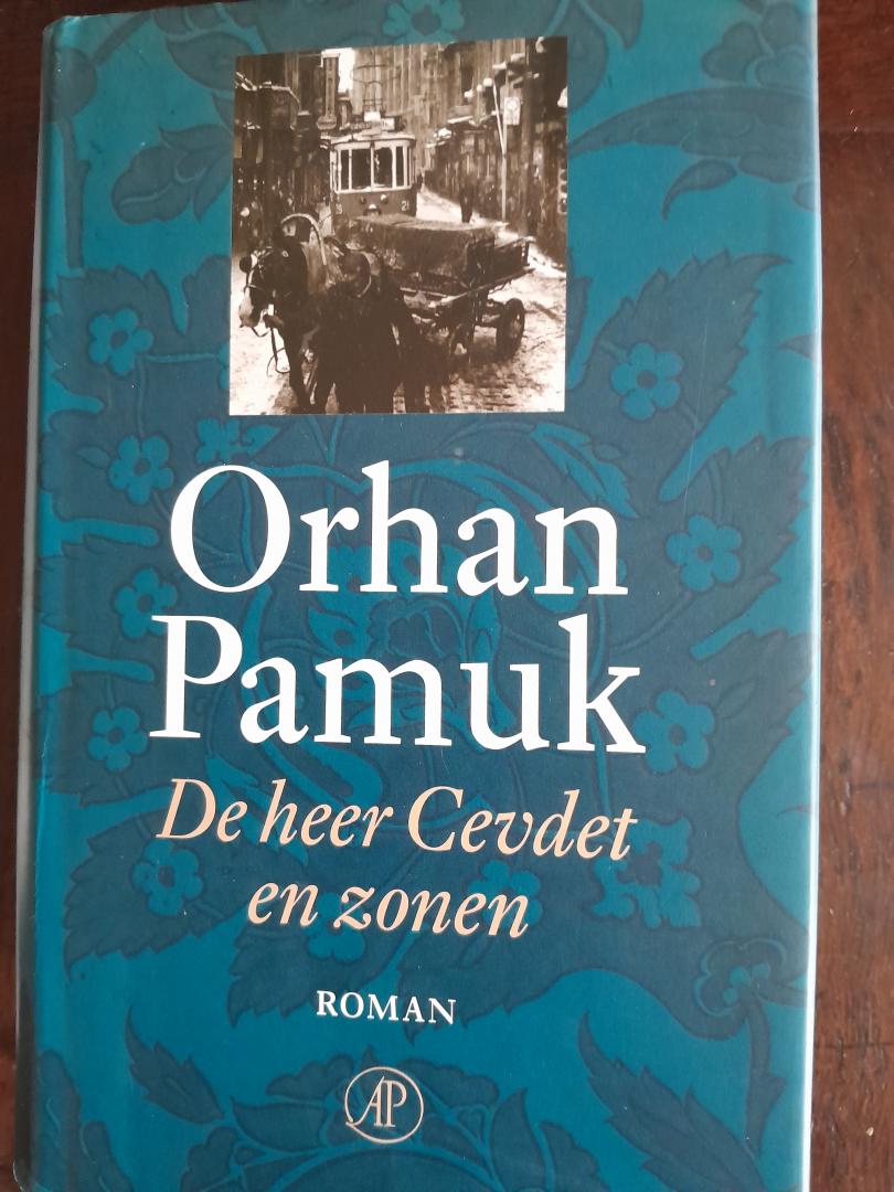 Pamuk, Orhan - de heer Cevdet en zonen