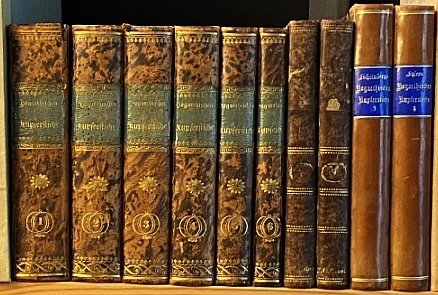 LICHTENBERG, Georg Christoph - Ausführliche Erklärung der Hogarthischen Kupferstiche, mit verkleinerten aber vollständigen Copien derselben von E. Riepenhausen. (Gesamttext in 14 Teilen, zusammen in 9 Bänden, plus 1 Duplikat).