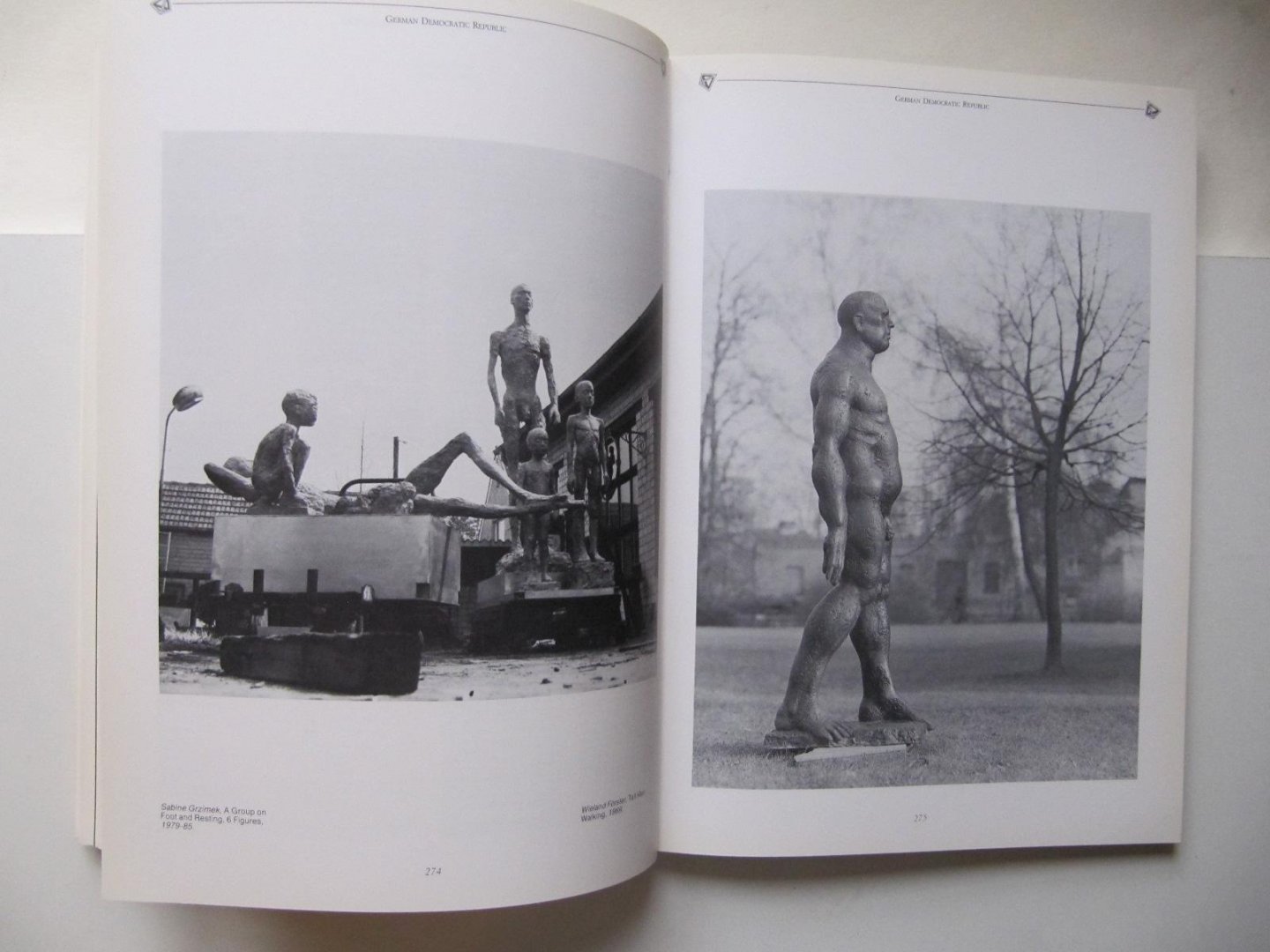 Editor Carlo Pirovano - XLII Esposizione Internazionale D'Arte La Biennale Di Venezia