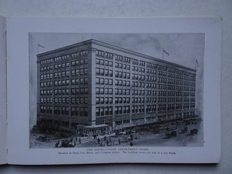 N.n.. - One hundred and twenty-five photographic views of Chicago. A collection of reproductions from photographs of the most prominent streets, buildings, statues, park scenes, and other features of interest in the city.