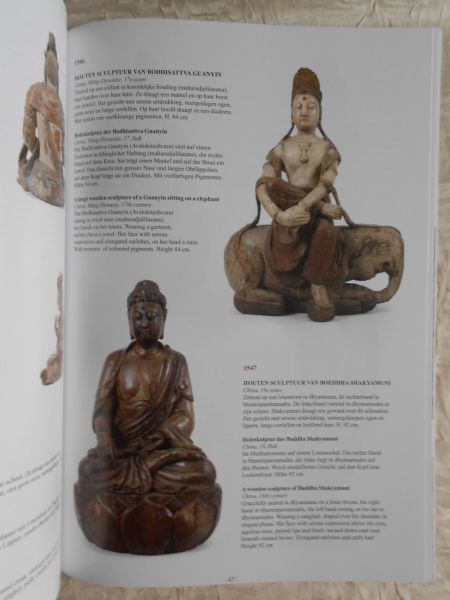 NN. - Collection Yijimei. Rare Chinese Wooden Sculptures. Auction 19 september 2009