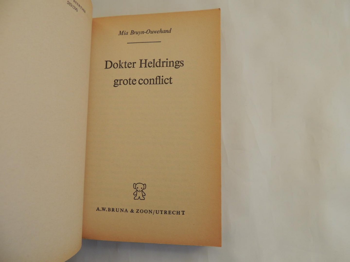 Bruyn-Ouwehand, Mia. - Dokter Heldring`s groote conflict