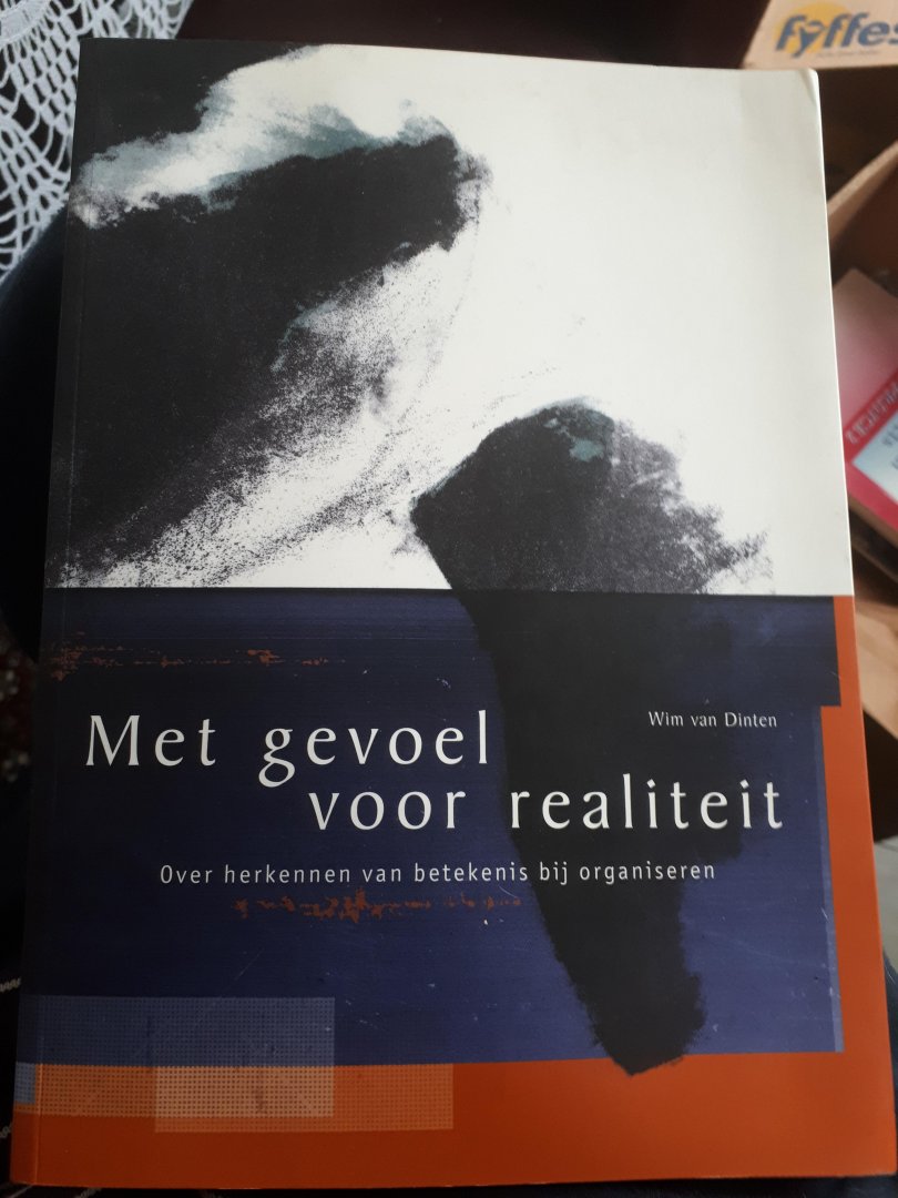 Dinten, W.L. van - Met gevoel voor realiteit / Prerelease / druk 1