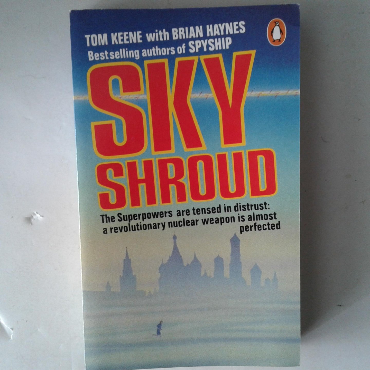 Keene, Tom ; Haynes, Brian - Sky Shroud
