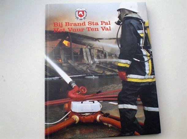 Brandweervereniging Woerden - Bij brand sta pal het vuur ten val 1921 - 1996