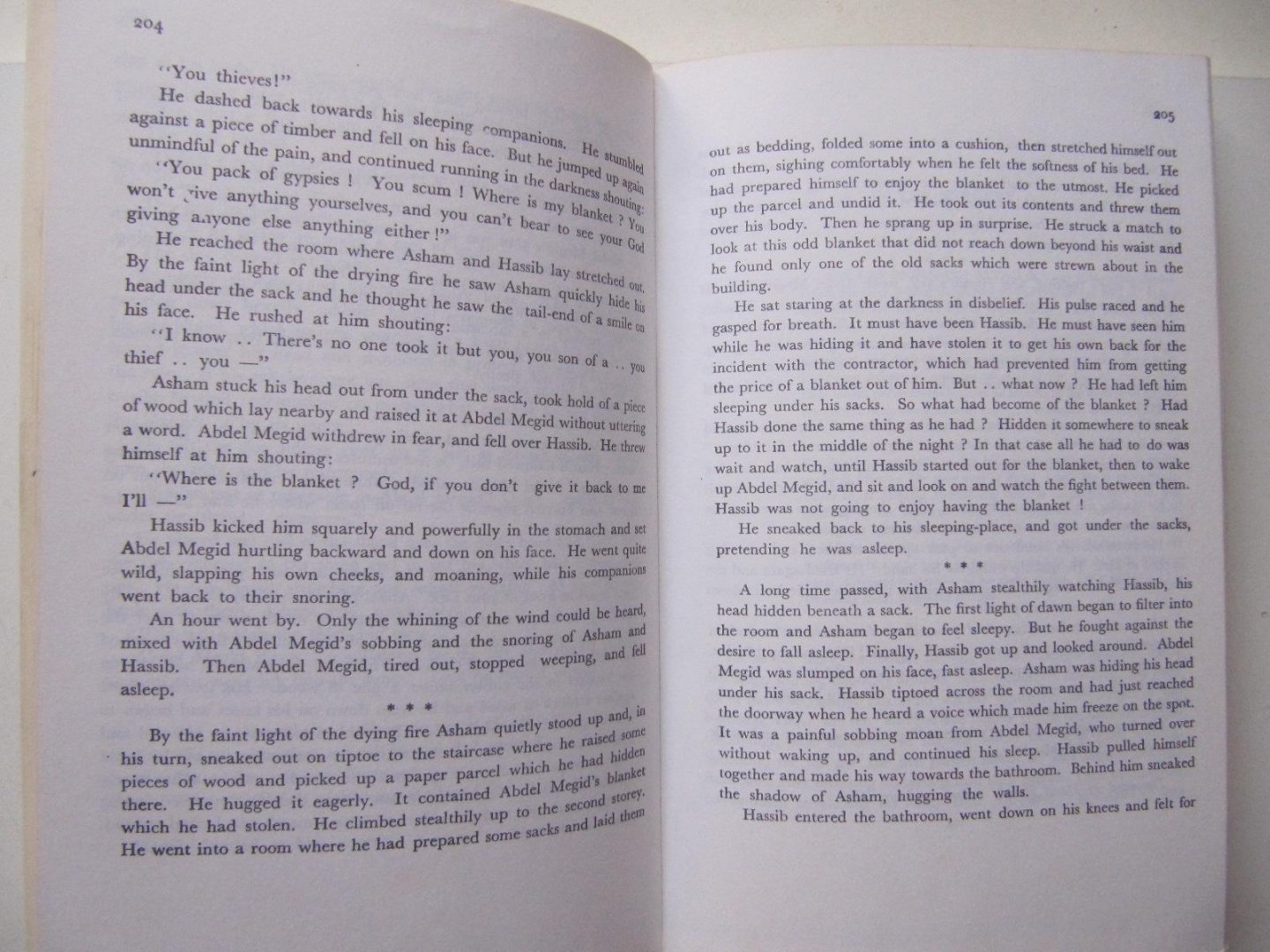 Mahmoud Manzalaoui / Edit. - Arabic Short Stories (1945-1965)