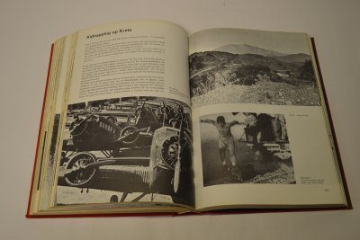 Laufenberg, Margret M. (redactionele bewerking) - Spionnen, agenten, soldaten. Geheime commando's in de tweede wereldoorlog (4 foto's)