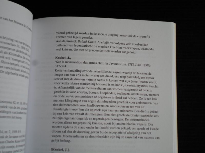 Duuren, David van - Krissen, een beredeneerde bibliografie, kris